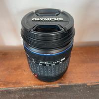 Obiettivo fotografico Olympus