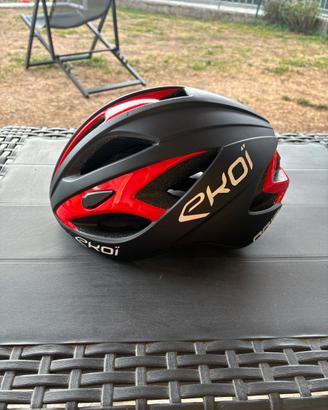 Casco ekoy