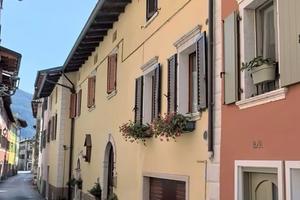 Porzione di casa libera 2 lati