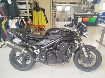 Triumph Speed Triple 955i black edition- 2004