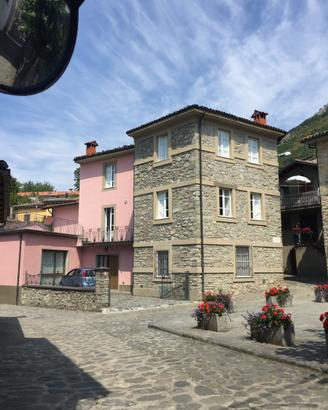 Casa Singola in paese