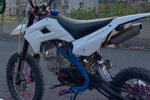 Pit bike 125