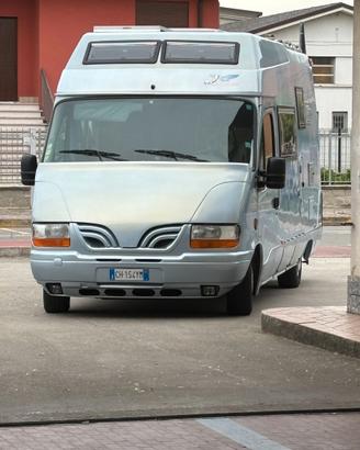 Motorhome monoscocca AZ system
