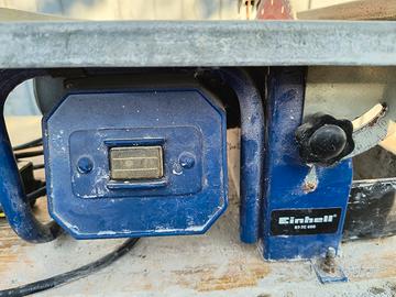 taglia mattonelle elettrico