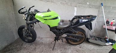 Kawasaki zx12r 