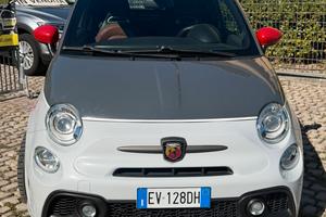 Abarth 500 C 1.4 Turbo T-Jet Custom