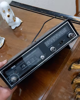 Radiosveglia Vintage Flip Clock TENKO