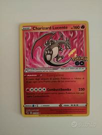 carta pokémon charizard lucente