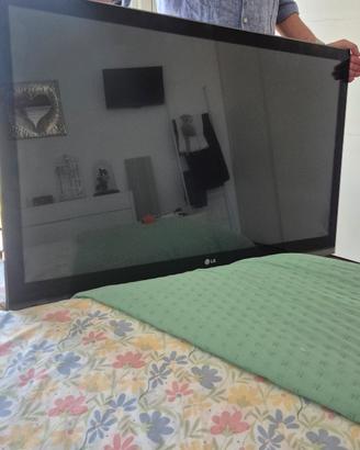TV LG 42” 
