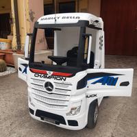 camion elettrico telecomandato per bambini