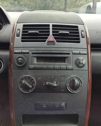 Autoradio MERCEDES-BENZ A 160 del 2010