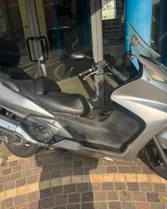 Honda silver wing 400 leggi bene!!