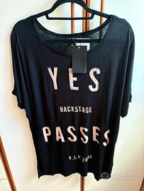 T-shirt nera in viscosa Bershka con stampa tg L