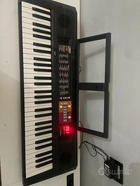 Tastiera musicale professionale YAMAHA