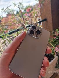 iPhone 15 Pro 256GB Titanio Naturale