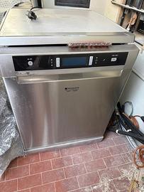 Lavastoviglie hotpoint