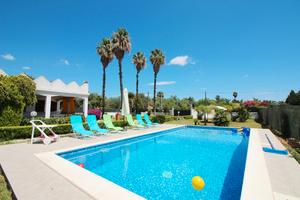 Dimora tipica con piscina privata