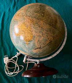 Mappamondo luminoso anni 60