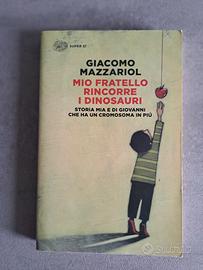 Mio fratello rincorre i dinosauri