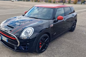 Mini Clubman jcw 11/2017 con 69500 km certificati