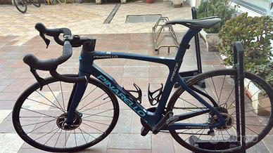 Bici da corsa pinarello