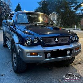 Mitsubishi L200 2.5 TDI 4WD - Distribuzione fatta
