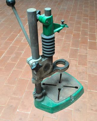 Supporto a colonna da banco per trapano. 