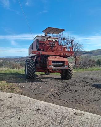 Mietitrebbia Laverda 3350L