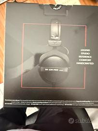 Beyerdynamic DT 770 Pro Headphones