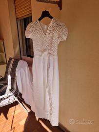 Abito da sposa lungo in raso bianco