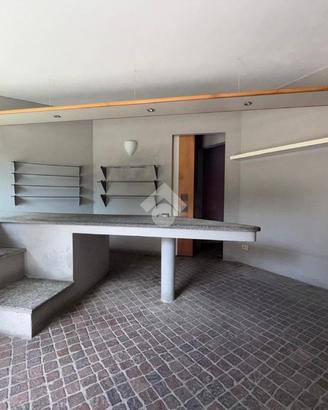 2 LOCALI A CUMIANA