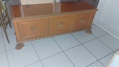 Cassapanca in legno