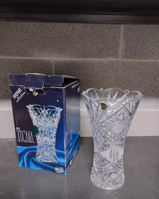 vaso in cristallo di Boemia