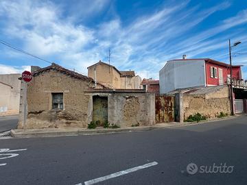 Casa storica da ristrutturare zona B