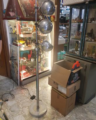 lampada da terra Reggiani anni 70