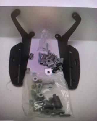 SUPPORTO PORTAPACCHI GIVI SUZUKI BURGMAN 250/400 B