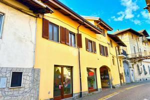 3 LOCALI A ROBASSOMERO