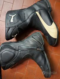 Stivali moto Puma n.44 neri con grafica bianca
