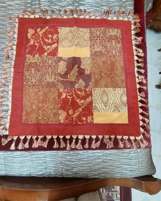 Centrotavola Runner quadrato rosso/oro( 92x92cm)