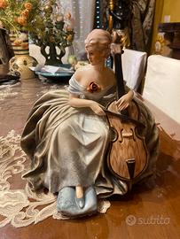 Dama con violino Cacciapuoti