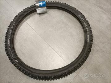 Copertone chiodato Schwalbe 26x210