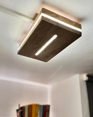 LAMPADA LED in legno spazzolato