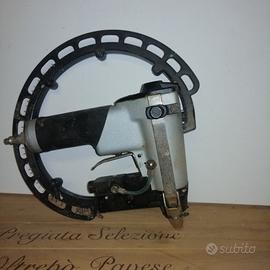 pistola pneumatica borchiatrice