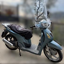 HONDA-SH 125 anno 2004
