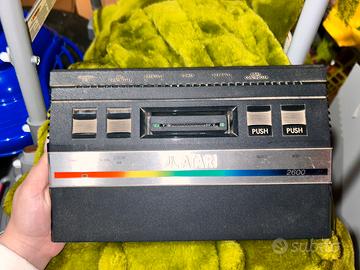 CONSOLE ATARI 2600 GAME(rainbow edition)+5 giochi