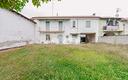 bifamiliare-con-ampio-terreno-e-giardino-privato