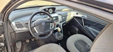 Lancia y 1.3cc MJet Argento