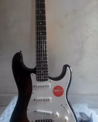 Chitarra Elettrica  Squier by Fender '60