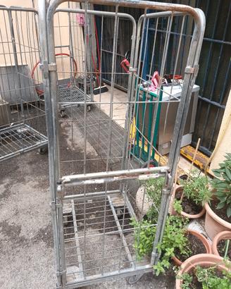 carrello in acciaio usato