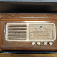 mobile radio d'epoca 